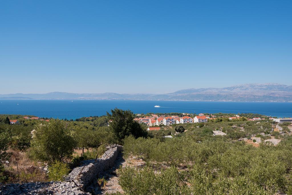 Holiday Home My Summer House Supetar Exterior foto